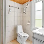 Semesterbostad 6 Person In Averoy-by Traum